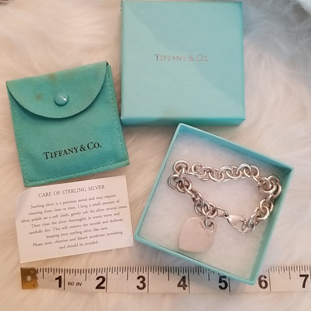 💯Tiffany & Co. Heart  charm bracelet